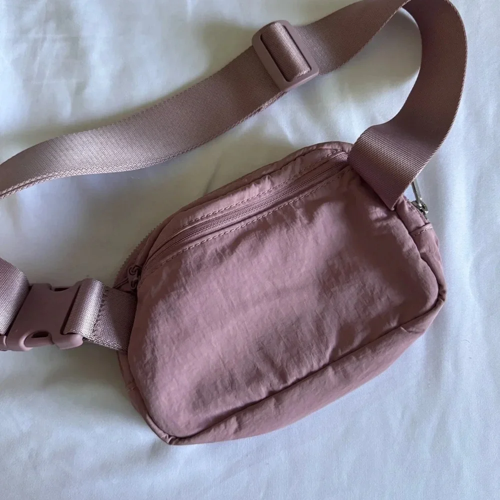 ๐๐ OG Lululemon Everywhere Belt Bag - Pink Taupe - Picture 6 of 9